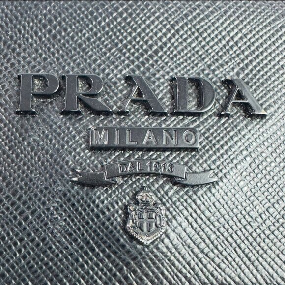 PRADA Small Saffiano Leather Wallet Card Holder Made in Italy - Picture 5 of 13